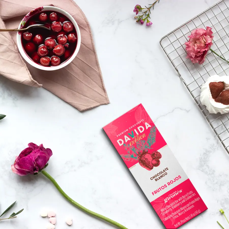 Barra frutos rojos con chocolate blanco 40g