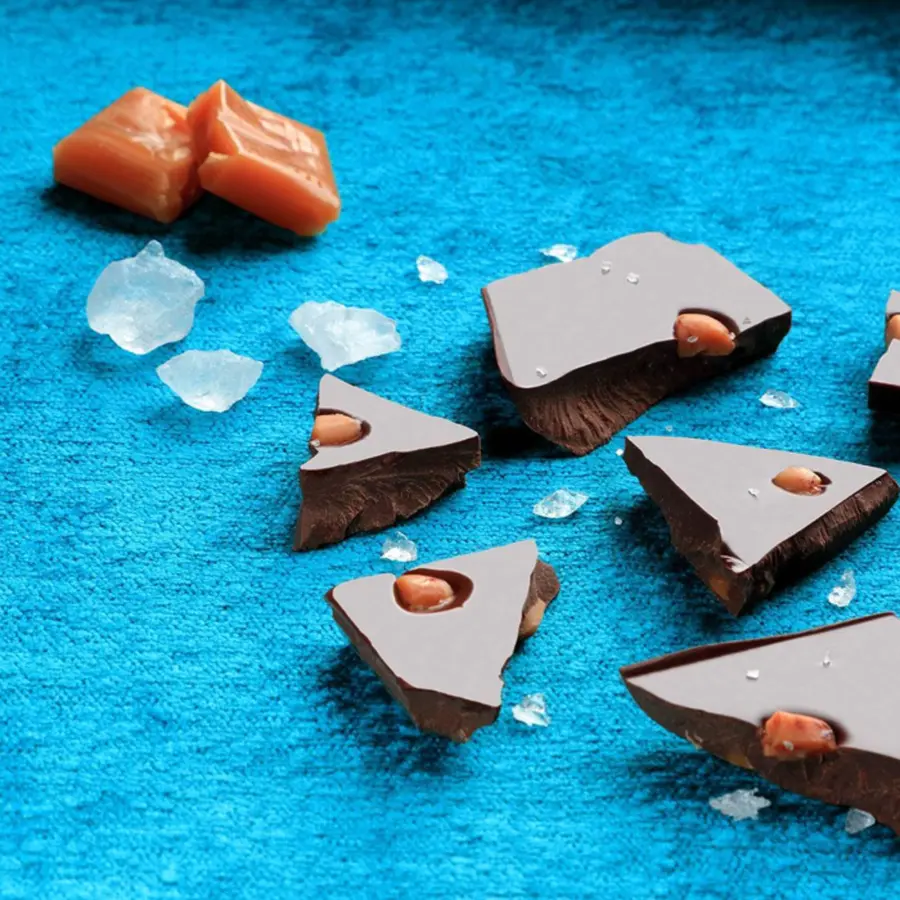 Trozos sal marina & caramelo 53% cacao 120g